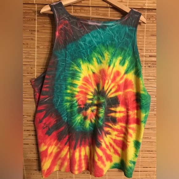 Fun Set of 3 Tie Dye Tops Sizes Misc - Picture 13 of 13
